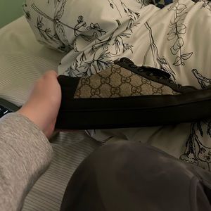 Gucci Low top sneakers